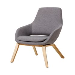 Elaro Lounge Chair Natural Oak 4-Leg Frame Onyx Fabric