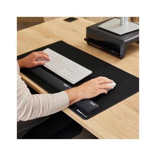 Fellowes Breyta Desk Mat Black