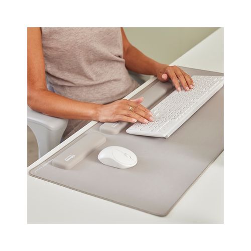 Fellowes Breyta Keyboard Wrist Rest Sand