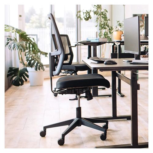 Buro Mantra Chair Mesh Back Black
